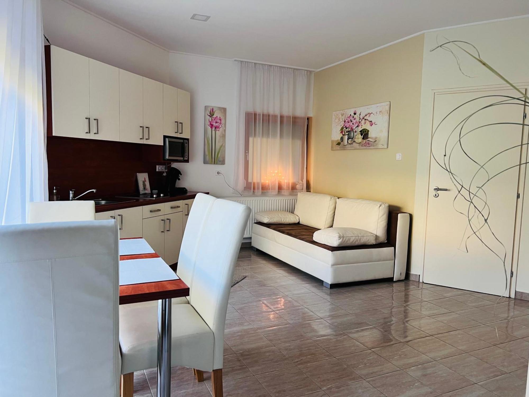 Villa Relax Apartman Gárdony Exterior foto